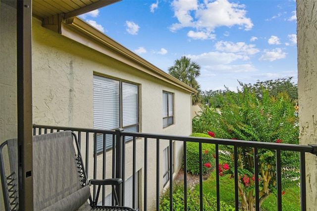 4114 Pinelake Ln Unit 202, Tampa, FL 33618 - view of balcony