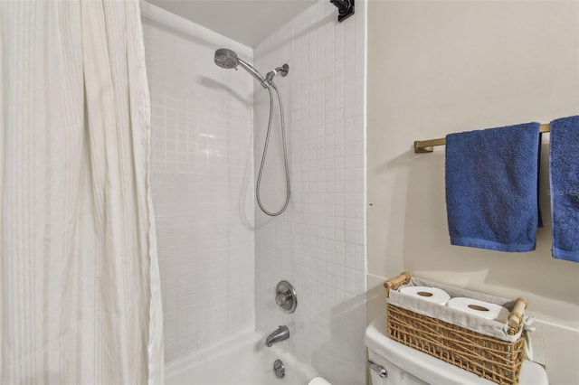 4114 Pinelake Ln Unit 202, Tampa, FL 33618 - bathroom with toilet and shower / tub combo with curtain