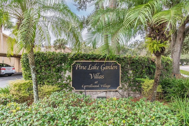 4114 Pinelake Ln Unit 202, Tampa, FL 33618 - view of community sign