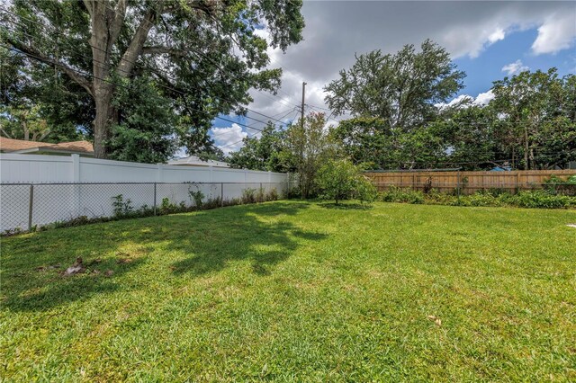 2415 York St N, Saint Petersburg, FL 33710 - photo 34