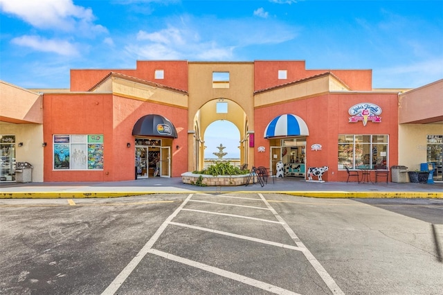 1591 Gulf Blvd Unit 304S, Clearwater Beach, FL 33767 - view of commercial location featuring uncovered parking