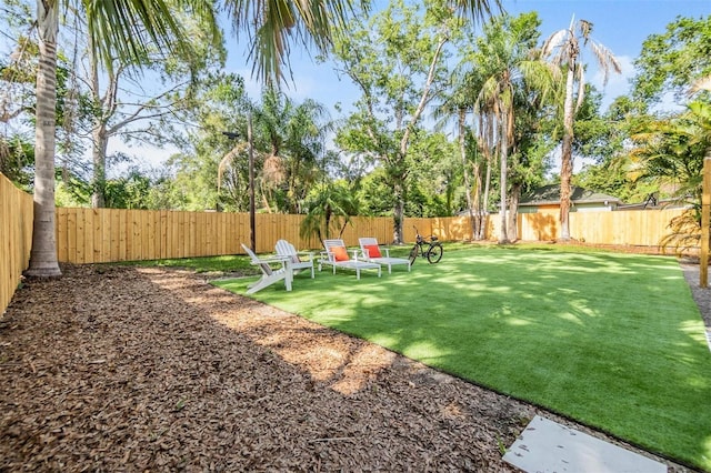 201 W Alva St, Tampa, FL 33603 - view of fenced backyard