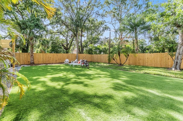 201 W Alva St, Tampa, FL 33603 - view of fenced backyard