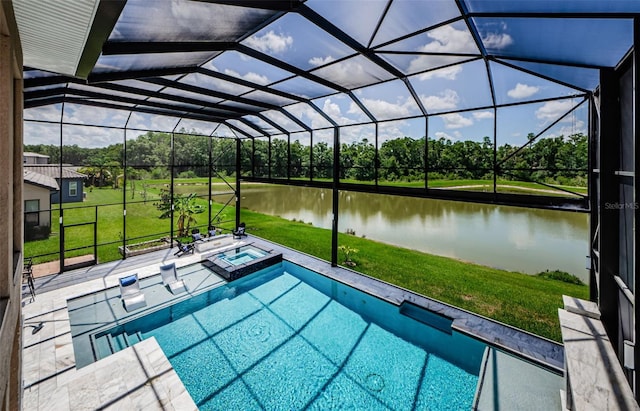 29038 Picana Ln, Wesley Chapel, FL 33543 - view of swimming pool with a water view, view of wooded area, a yard, a pool with connected hot tub, and a lanai