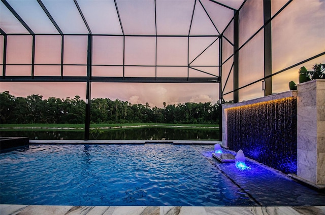29038 Picana Ln, Wesley Chapel, FL 33543 - view of swimming pool featuring a pool with connected hot tub