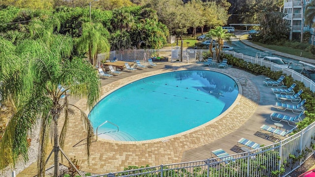 3315 58th Ave S Unit 421, Saint Petersburg, FL 33712 - view of community pool