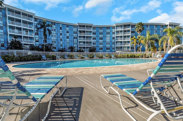 3315 58th Ave S Unit 421, Saint Petersburg, FL 33712 - view of community pool