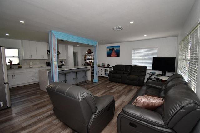 7684 Oakhurst Rd, Seminole, FL 33776 - photo 4
