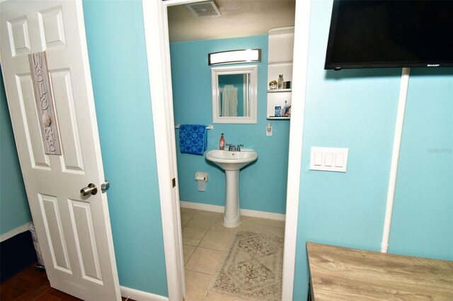 7684 Oakhurst Rd, Seminole, FL 33776 - photo 24