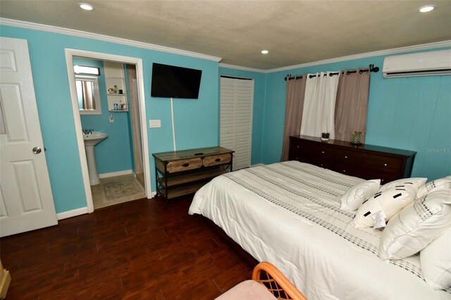 7684 Oakhurst Rd, Seminole, FL 33776 - photo 26