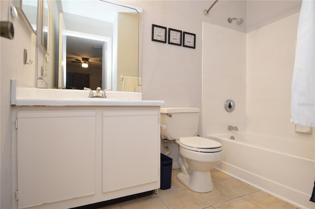 10265 Gandy Blvd N Unit 1409, Saint Petersburg, FL 33702 - full bathroom with tile patterned floors, washtub / shower combination, and vanity