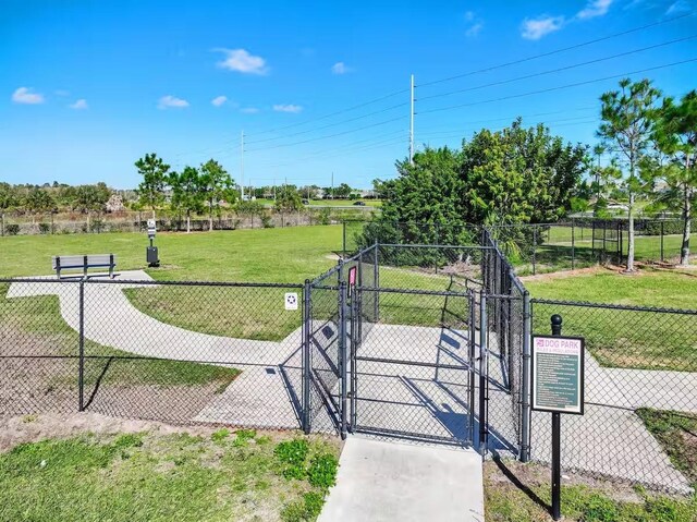 10024 Merry Fawn Ct, Sun City Center, FL 33573 - view of gate
