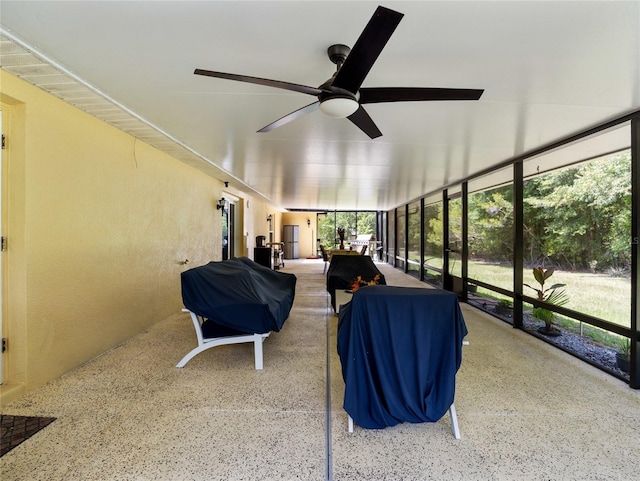 21590 SW 84th Loop, Dunnellon, FL 34431 - sunroom / solarium featuring a ceiling fan