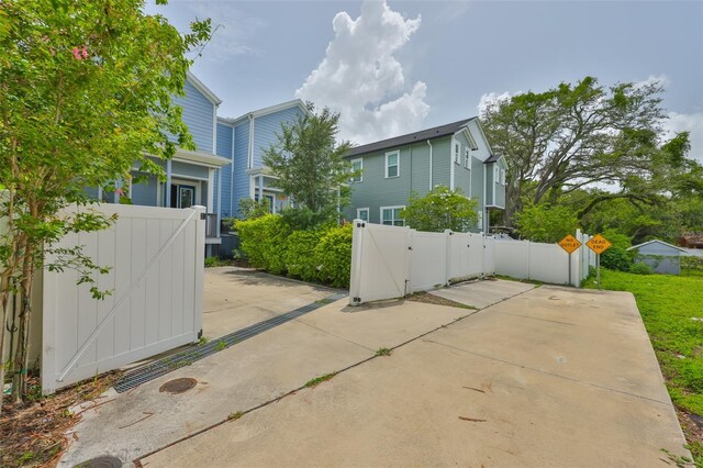 1410 E Curtis St Unit 2, Tampa, FL 33603 - photo 32