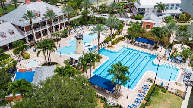 5205 Brighton Shore Dr, Apollo Beach, FL 33572 - aerial view of a pool area