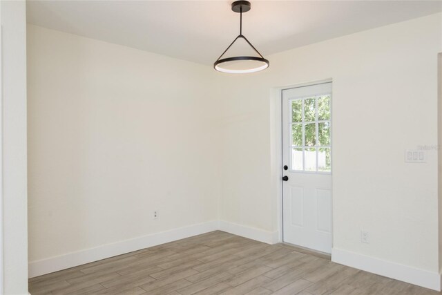 1008 Shangri La Dr, Seffner, FL 33584
