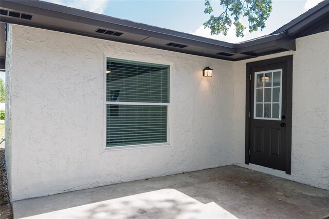 1008 Shangri La Dr, Seffner, FL 33584