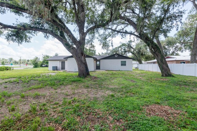 1008 Shangri La Dr, Seffner, FL 33584