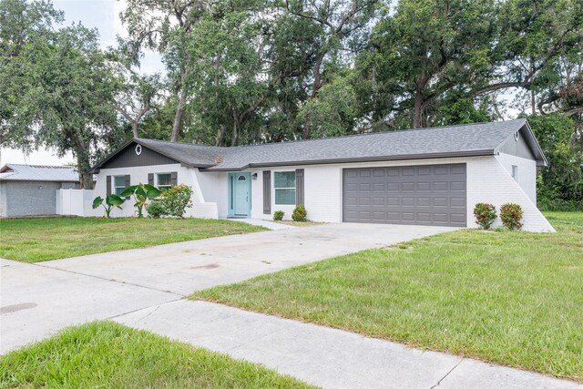 1008 Shangri La Dr, Seffner, FL 33584