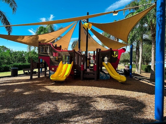 511 Winterside Dr, Apollo Beach, FL 33572 - view of communal playground