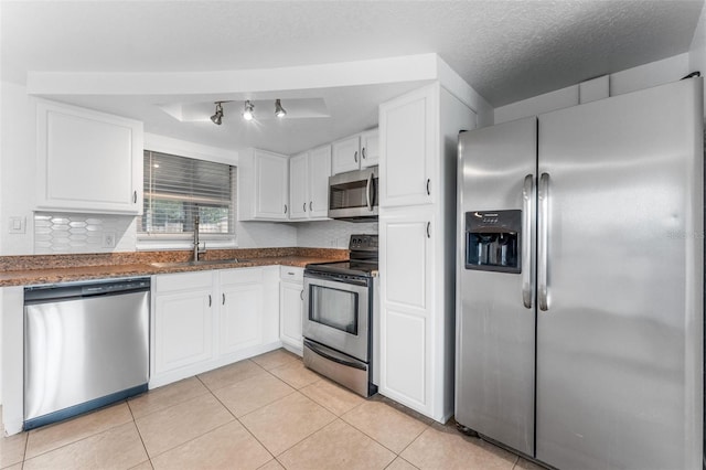 1051 Pert Ln, Holiday, FL 34691 - photo 8