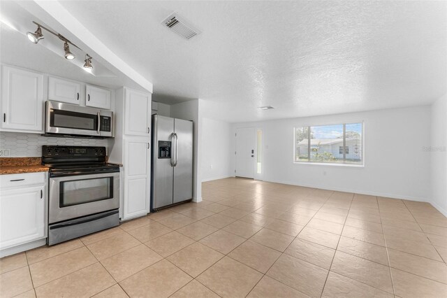 1051 Pert Ln, Holiday, FL 34691 - photo 9