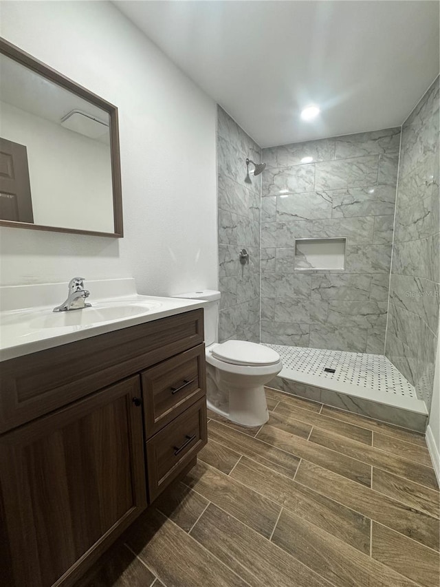 2102 Doefield Ct, Valrico, FL 33596 - full bathroom featuring vanity and a tile shower