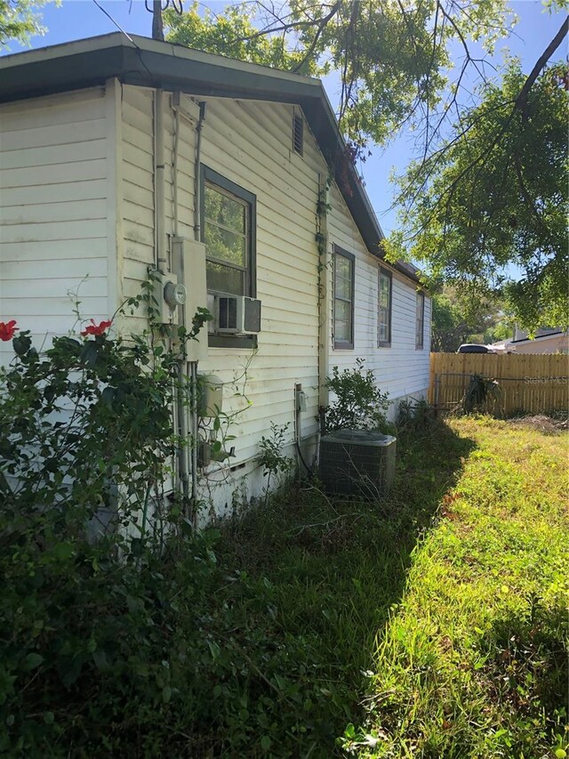 6403 Elliot Dr, Tampa, FL 33615 - photo 30