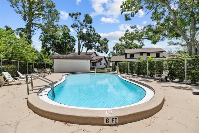 4945 91st Ave N Unit 30, Pinellas Park, FL 33782 - community pool with a patio