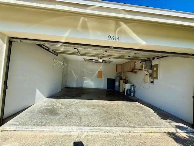 9614 Long Meadow Dr, Tampa, FL 33615 - photo 37