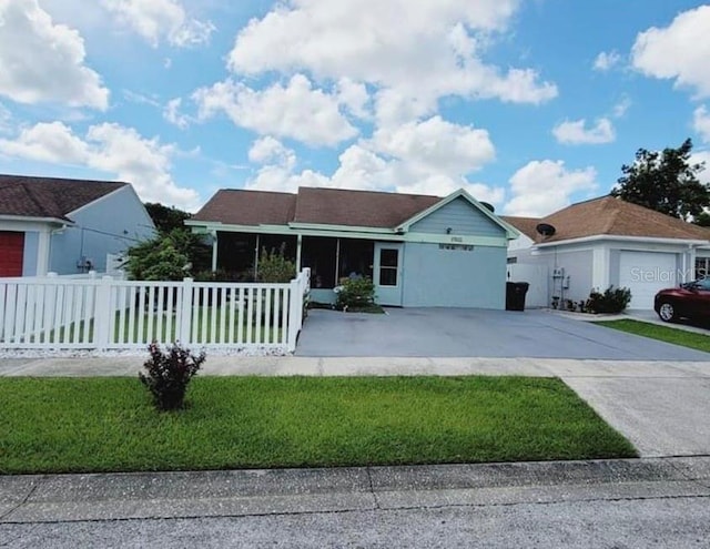 1918 Crown Park Dr, Valrico, FL 33594 - ranch-style house featuring concrete driveway