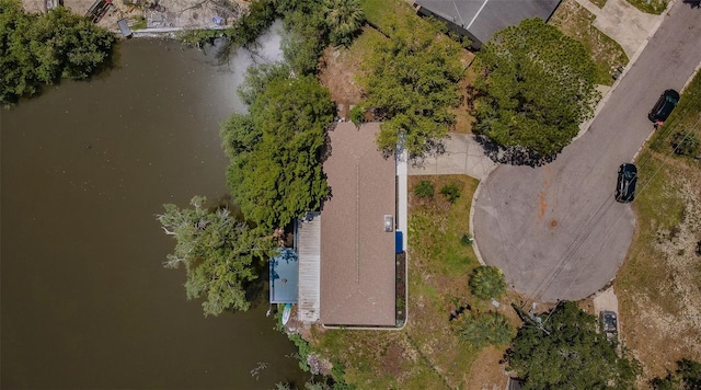 7332 Janczlik Dr, New Port Richey, FL 34652 - aerial view of property and surrounding area with a large body of water