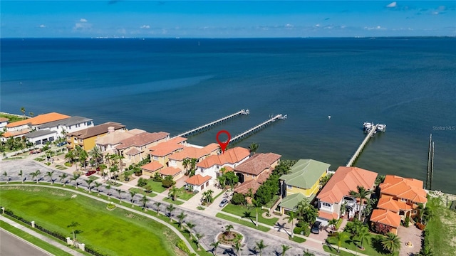 6418 Bright Bay Ct, Apollo Beach, FL 33572 - aerial view of property and surrounding area with a nearby body of water and nearby suburban area