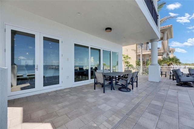 6418 Bright Bay Ct, Apollo Beach, FL 33572 - view of patio featuring outdoor dining area