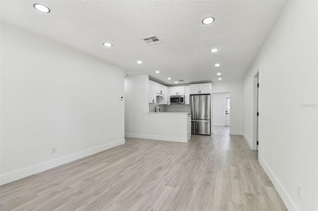 7704 Tanglewood Ln, Tampa, FL 33615 - photo 8