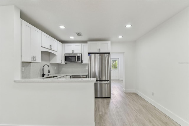 7704 Tanglewood Ln, Tampa, FL 33615 - photo 13