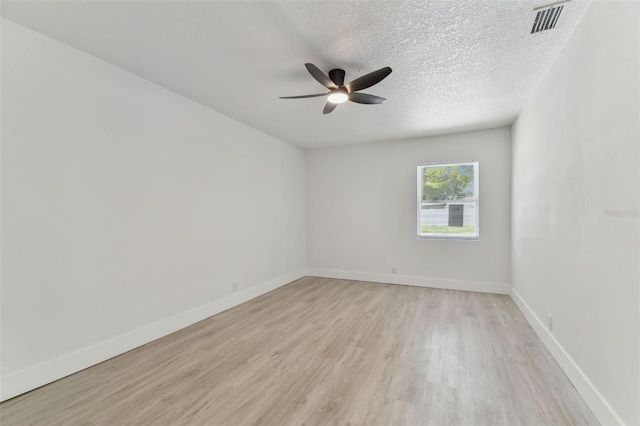 7704 Tanglewood Ln, Tampa, FL 33615 - photo 23