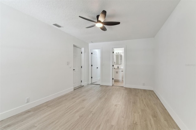 7704 Tanglewood Ln, Tampa, FL 33615 - photo 28