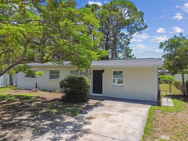 7704 Tanglewood Ln, Tampa, FL 33615 - photo 60