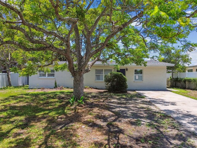 7704 Tanglewood Ln, Tampa, FL 33615 - photo 62