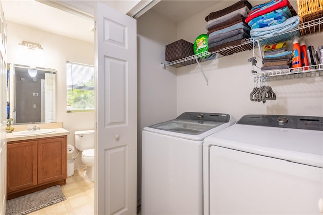 4132 Festival Pointe Blvd, Mulberry, FL 33860 - laundry room featuring washing machine and clothes dryer and light flooring