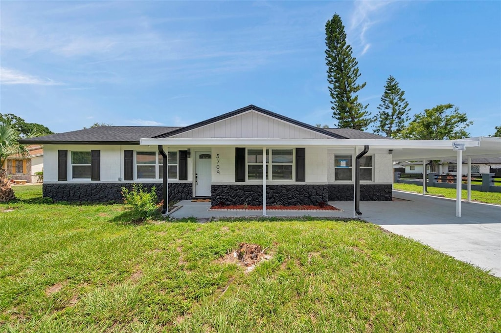 5709 Charles Dr, Tampa, FL 33619 - photo 1