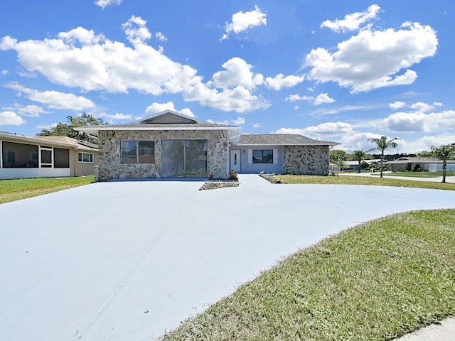 4652 Swallowtail Dr, New Port Richey, FL 34653 - photo 5