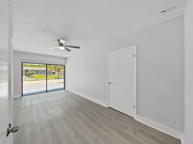 4652 Swallowtail Dr, New Port Richey, FL 34653 - photo 29