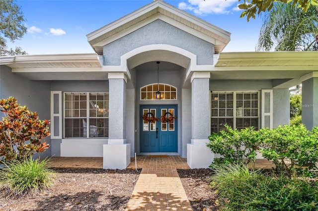 6804 Pleasant Oaks Pl, Riverview, FL 33578 - entrance to property with stucco siding