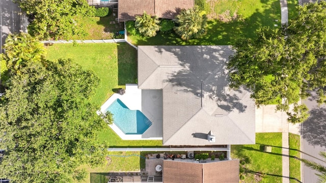 1667 E Orangeside Rd, Palm Harbor, FL 34683 - view from above of property with a pool area