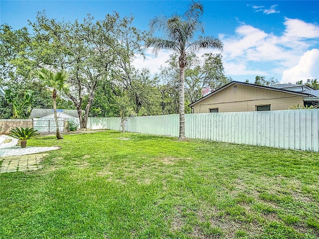 4002 Hudson Ter, Tampa, FL 33618 - view of fenced backyard