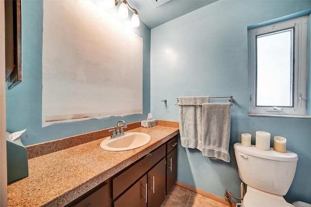 2817 Rustic Oaks Dr, Palm Harbor, FL 34684 - bathroom with toilet and vanity