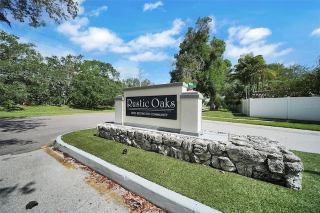 2817 Rustic Oaks Dr, Palm Harbor, FL 34684 - view of community / neighborhood sign