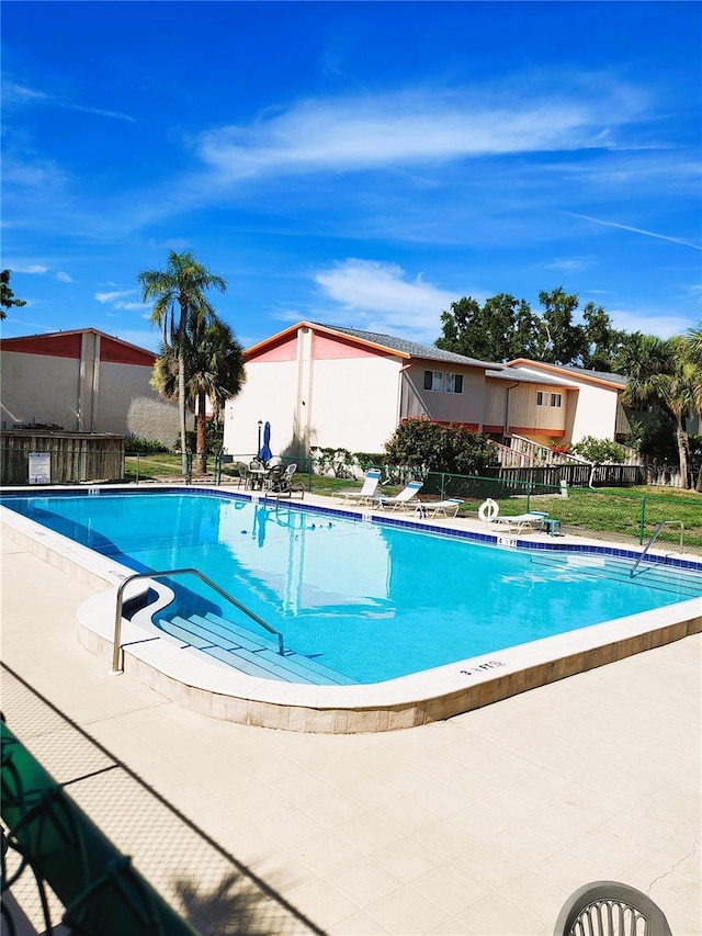 1620 58th Ave N Unit 6, Saint Petersburg, FL 33712 - view of community pool